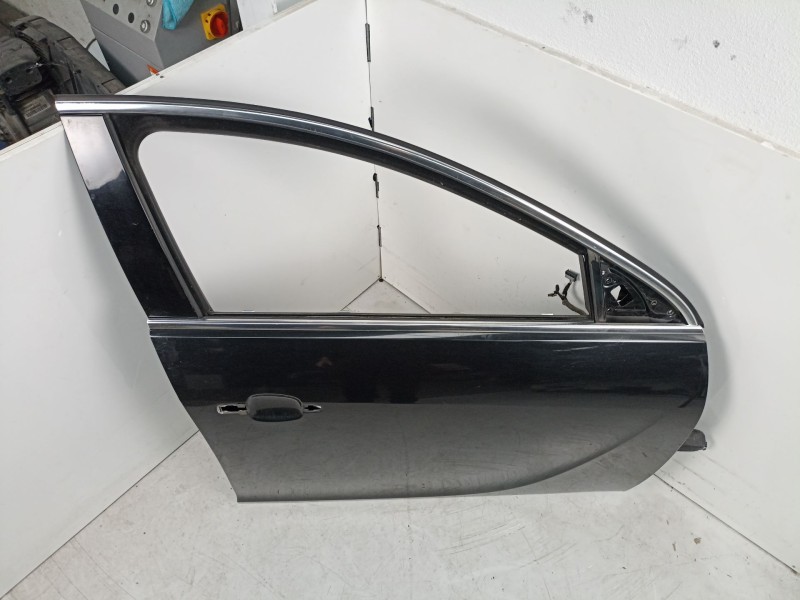 Recambio de puerta delantera derecha para opel insignia a (g09) 2.0 cdti (68) referencia OEM IAM 22796396  