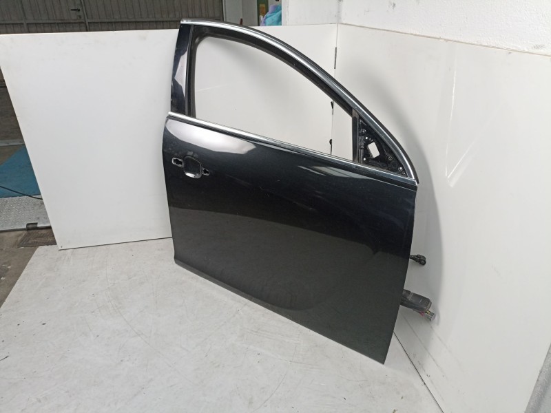 Recambio de puerta delantera derecha para opel insignia a (g09) 2.0 cdti (68) referencia OEM IAM 22796396  