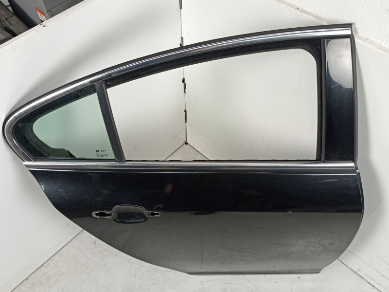 Recambio de puerta trasera derecha para opel insignia a (g09) 2.0 cdti (68) referencia OEM IAM 22796348  