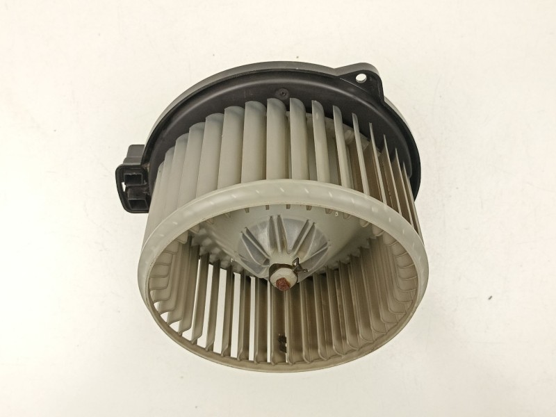 Recambio de motor calefaccion para toyota avensis (_t25_) 1.8 (zzt251_) referencia OEM IAM 8710302080 0130101601 