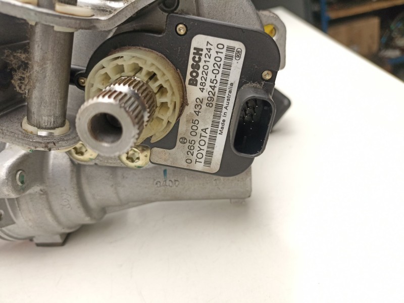 Recambio de bomba direccion electrica para toyota avensis (_t25_) 1.8 (zzt251_) referencia OEM IAM 4520005280  