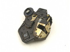 Recambio de cerradura puerta trasera izquierda para toyota avensis (_t25_) 1.8 (zzt251_) referencia OEM IAM 6906002101  