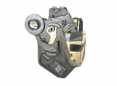 Recambio de cerradura puerta trasera izquierda para toyota avensis (_t25_) 1.8 (zzt251_) referencia OEM IAM 6906002101   2