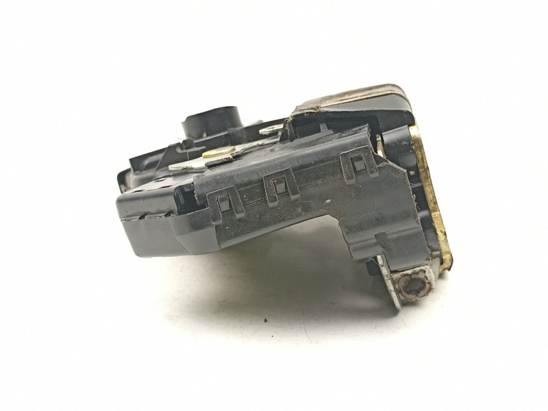 Recambio de cerradura puerta delantera derecha para toyota avensis (_t25_) 1.8 (zzt251_) referencia OEM IAM 6903002161  