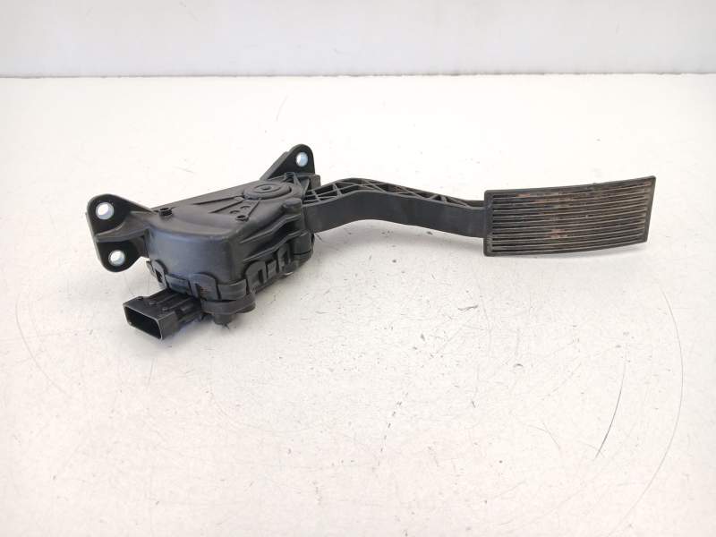 Recambio de potenciometro aceleracion para nissan navara np300 (d40) 2.5 dci 4wd referencia OEM IAM 18002EA000 6PV93390101 