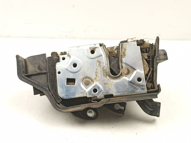 Recambio de cerradura puerta delantera izquierda para bmw 320 2.0 td referencia OEM IAM 8253431  51218253431