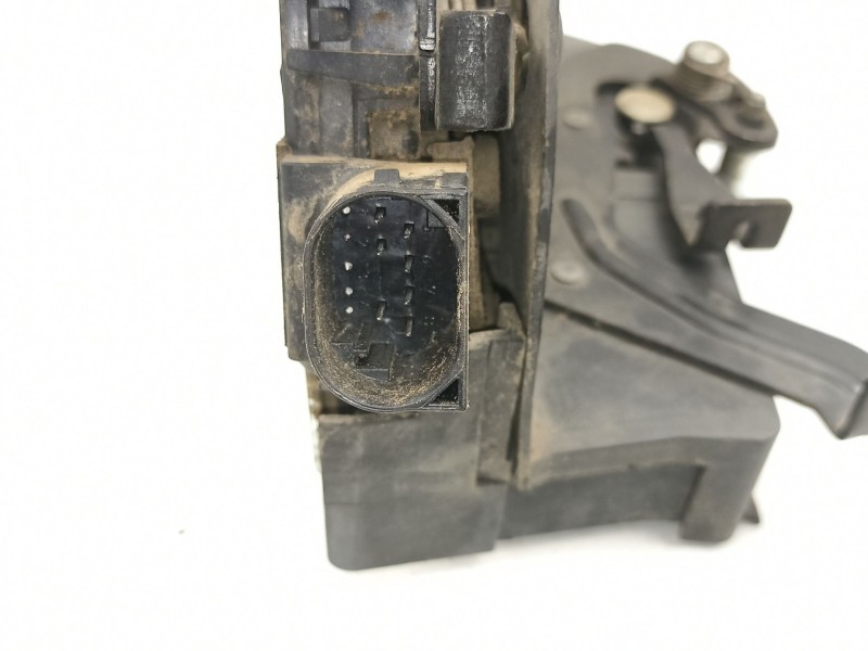 Recambio de cerradura puerta delantera izquierda para bmw 320 2.0 td referencia OEM IAM 8253431  51218253431