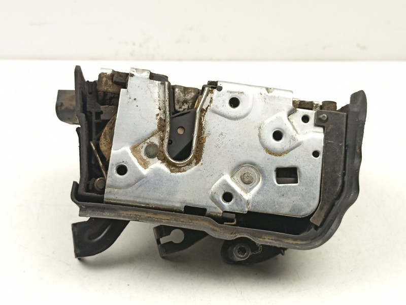 Recambio de cerradura puerta delantera derecha para bmw 320 2.0 td referencia OEM IAM 8253433  51218253433