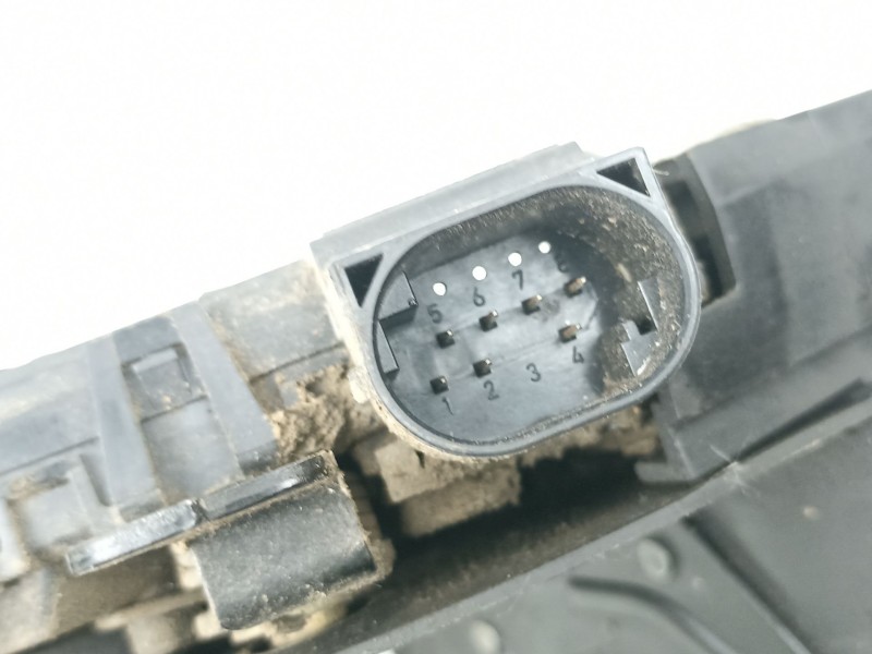 Recambio de cerradura puerta delantera derecha para bmw 320 2.0 td referencia OEM IAM 8253433  51218253433