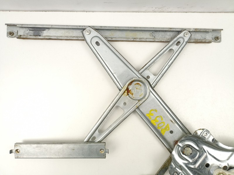 Recambio de elevalunas delantero derecho para toyota avensis (_t25_) 1.8 (zzt251_) referencia OEM IAM 6981005050  