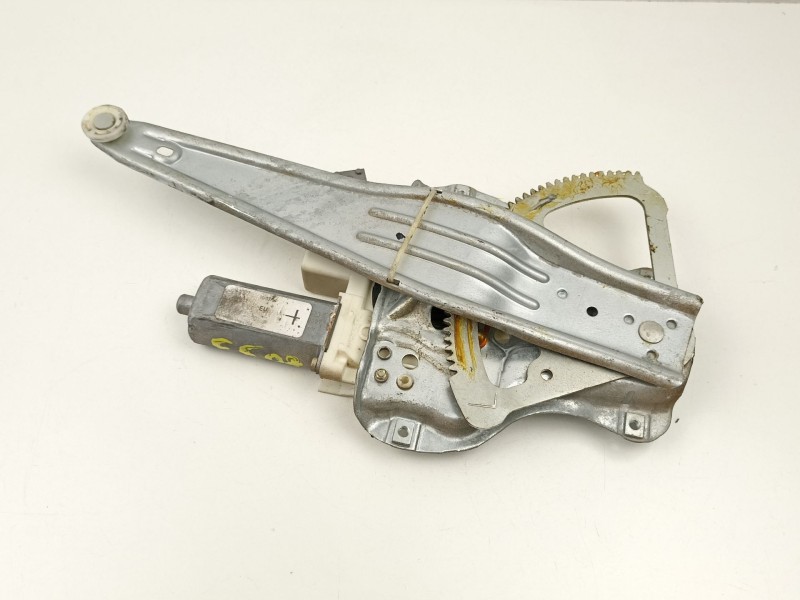 Recambio de elevalunas trasero izquierdo para toyota avensis (_t25_) 1.8 (zzt251_) referencia OEM IAM 6984005100  