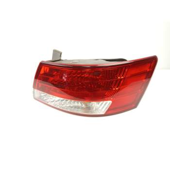 PILOTO TRASERO DERECHO 924023K010 