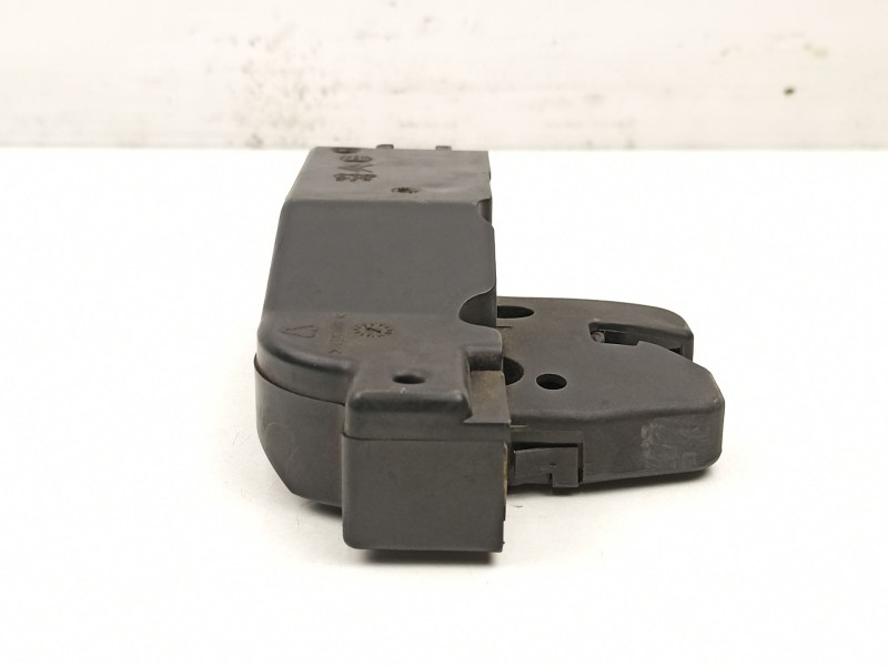 Recambio de cerradura maletero porton para citroën xsara 2.0 d hdy -rhy referencia OEM IAM 9633089280  