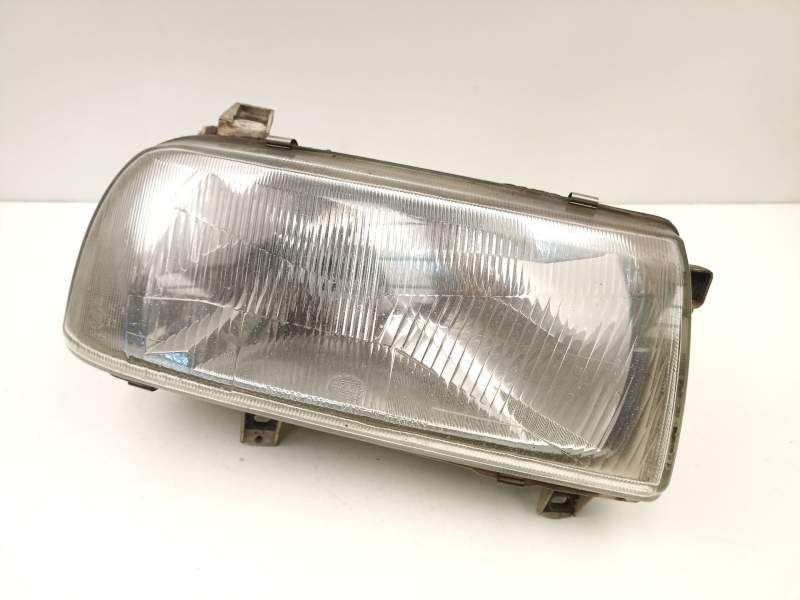 Recambio de faro derecho para volkswagen vento (1h2) 1.9 td referencia OEM IAM 1H5941018H  