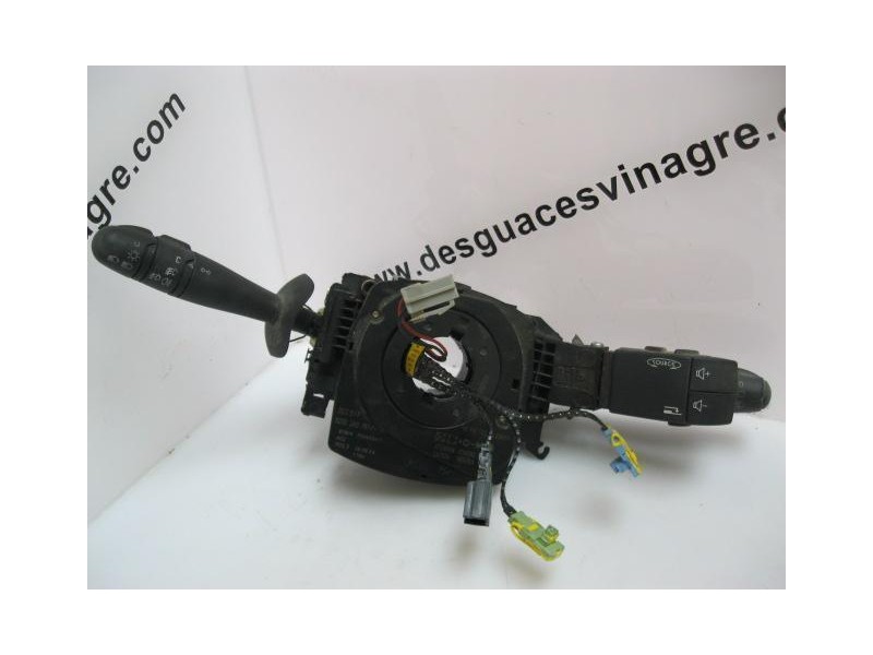 Recambio de mando luces y limpias : renault laguna : 1.9 d f9q c6 (119,68cv) 5p [2004] para renault laguna 1.9 d f9q  c6 referen