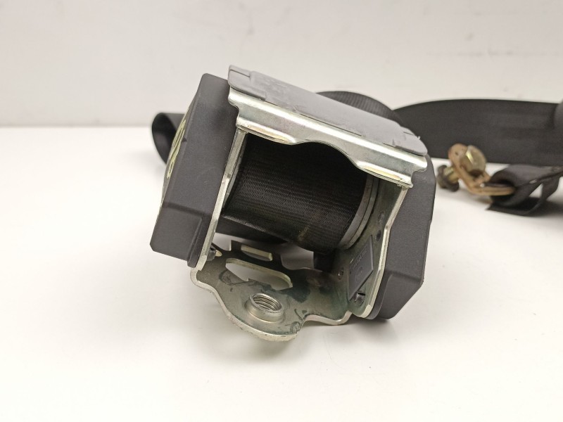 Recambio de cinturon seguridad trasero izquierdo para audi a4 b7 (8ec) 2.0 tdi 16v referencia OEM IAM 8E5857805D  