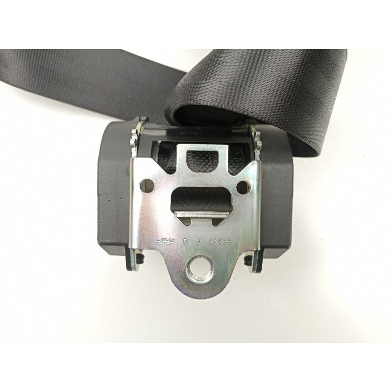 Recambio de cinturon seguridad trasero central para audi a4 b7 (8ec) 2.0 tdi 16v referencia OEM IAM 8E5857807T  