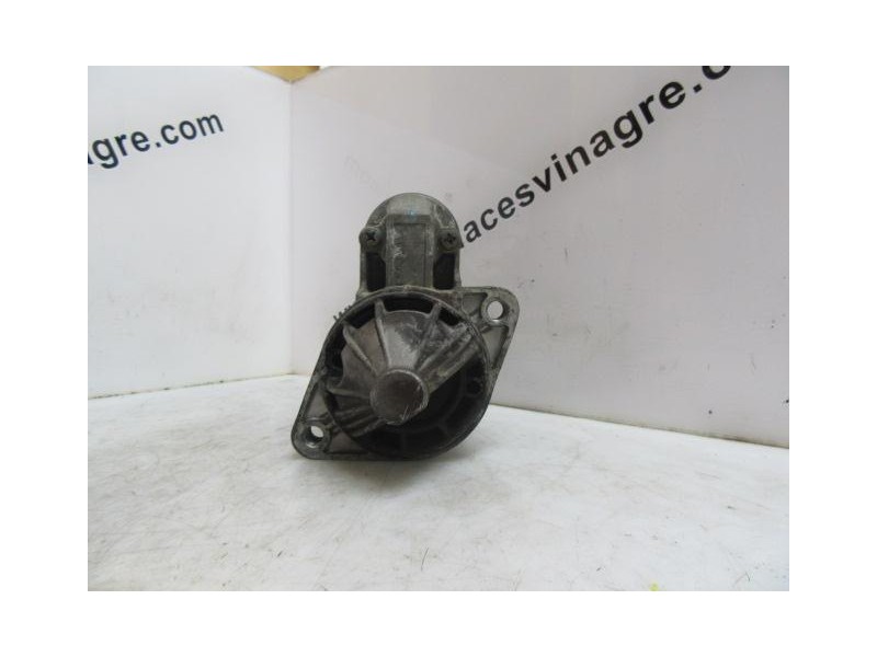 Recambio de motor arranque : hyundai trajet : 2.0 g [2002] para hyundai trajet 2.0 g referencia OEM IAM 36100-32630  