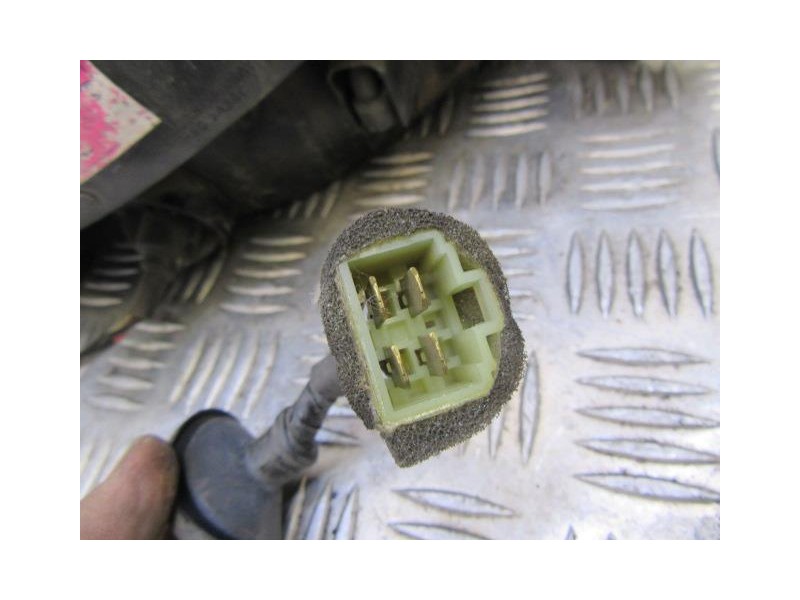 Recambio de piloto trasero dch. : daewoo lanos : 1.5 g -a15sms (85,68cv) 3p [1998] para daewoo lanos 1.5 g -a15sms referencia OE