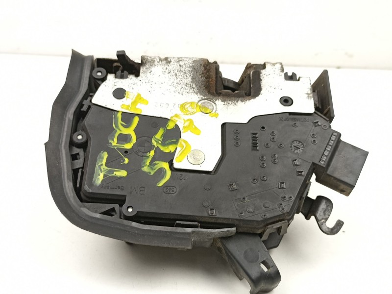 Recambio de cerradura puerta trasera derecha para bmw x5 3.0 td referencia OEM IAM 51228402602  