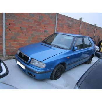 SKODA FELICIA de desguace