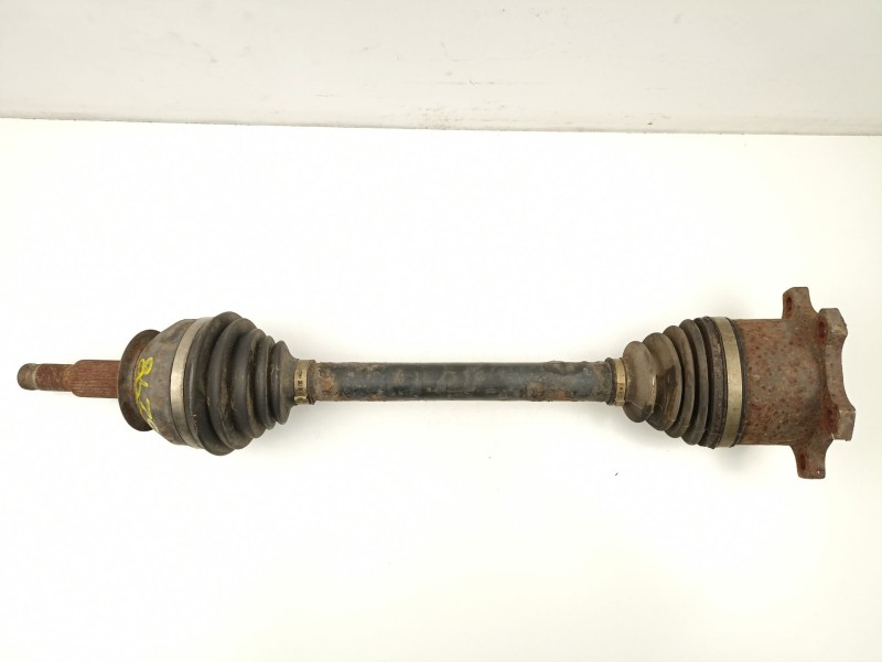 Recambio de transmision trasera izquierda para nissan pathfinder 2.5 td referencia OEM IAM 39600EB310  