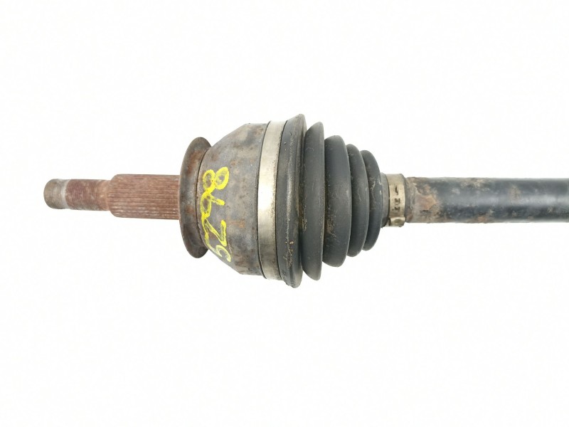 Recambio de transmision trasera izquierda para nissan pathfinder 2.5 td referencia OEM IAM 39600EB310  