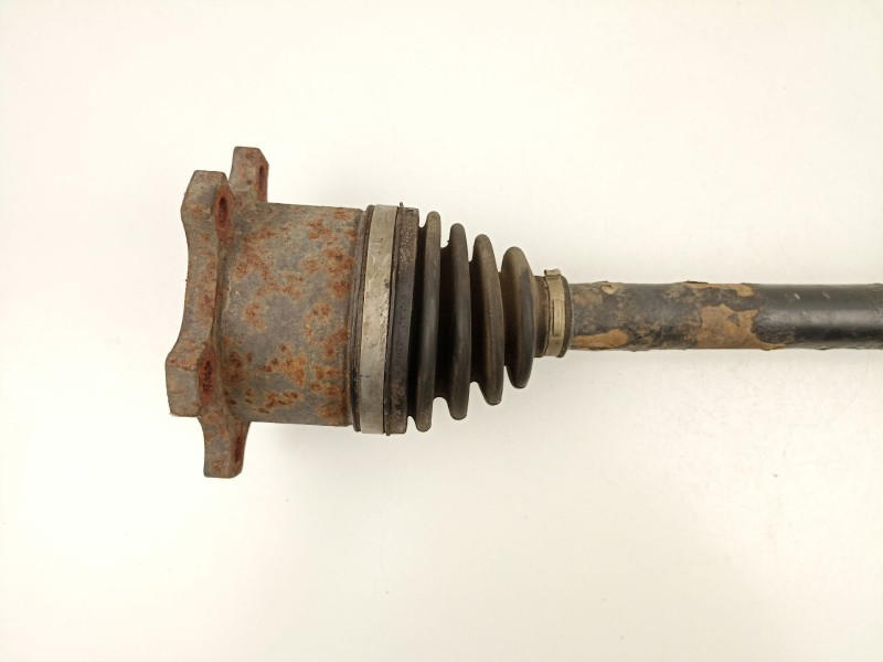 Recambio de transmision trasera derecha para nissan pathfinder 2.5 td referencia OEM IAM 39600EB310  