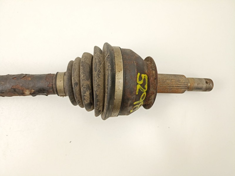 Recambio de transmision trasera derecha para nissan pathfinder 2.5 td referencia OEM IAM 39600EB310  