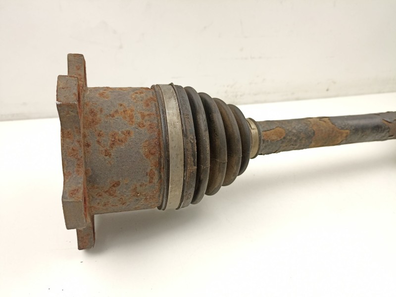 Recambio de transmision trasera derecha para nissan pathfinder 2.5 td referencia OEM IAM 39600EB310  