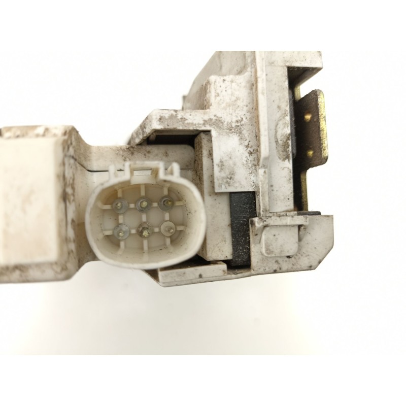 Recambio de cerradura puerta trasera izquierda para ford galaxy i (wgr) 1.9 tdi referencia OEM IAM YM21A26413AA  