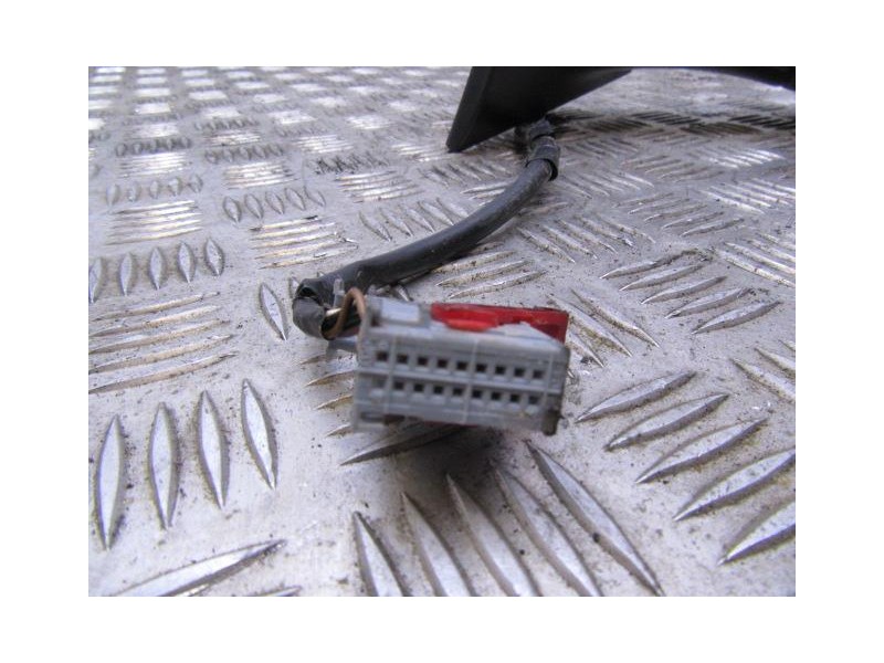 Recambio de retrovisor izq : fiat croma : 1.9 jtd -939a1000 (119,64cv)5p [2007] para fiat croma 1.9 jtd -939a1000 (119,64cv 1.9 