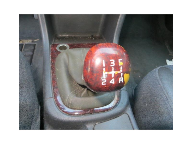 volvo s40 del año 2001