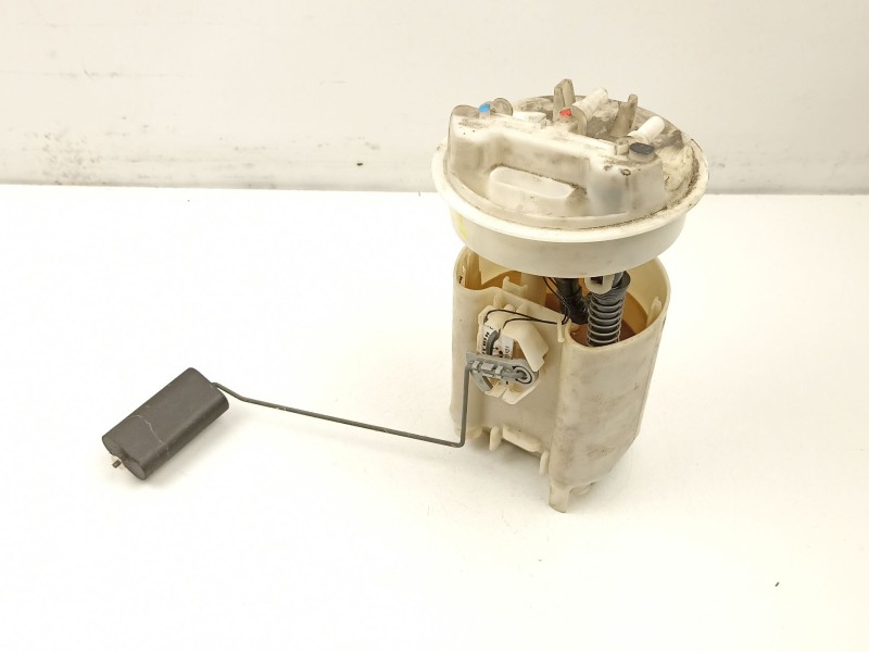 Recambio de bomba combustible aforador para volvo s40 0.1 g referencia OEM IAM 30617359 09751409908 