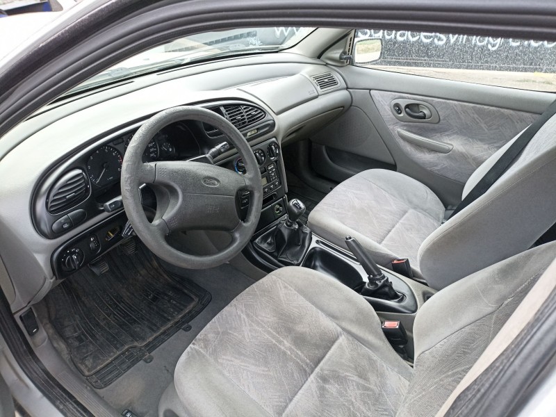 ford mondeo del año 1998