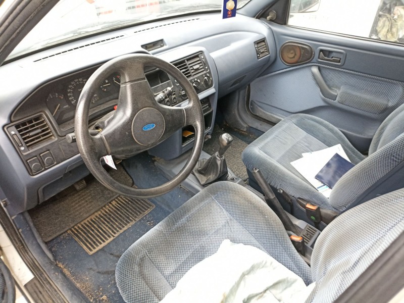 ford escort del año 1991