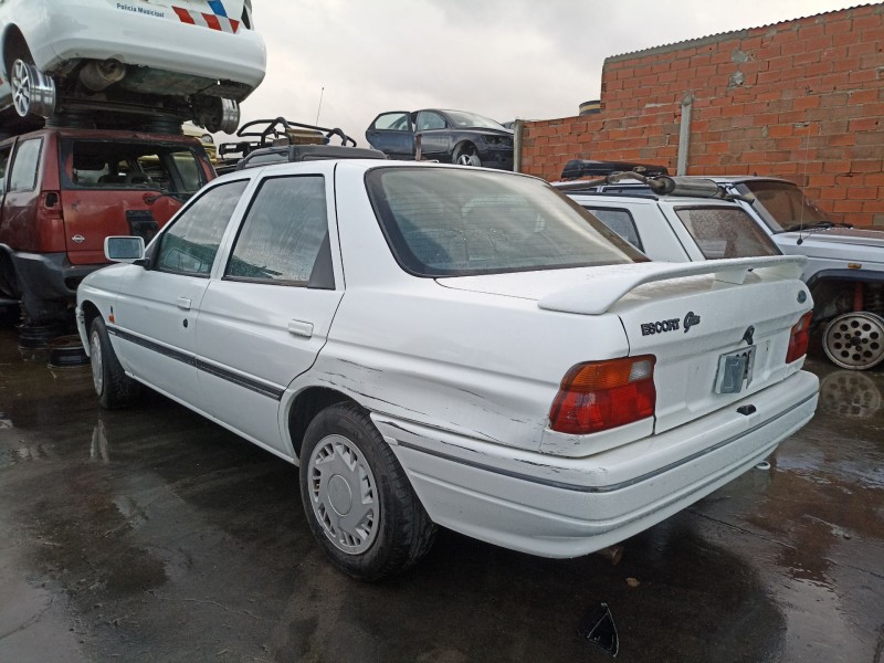 ford escort del año 1993