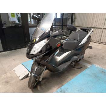 PEUGEOT SATELIS de desguace
