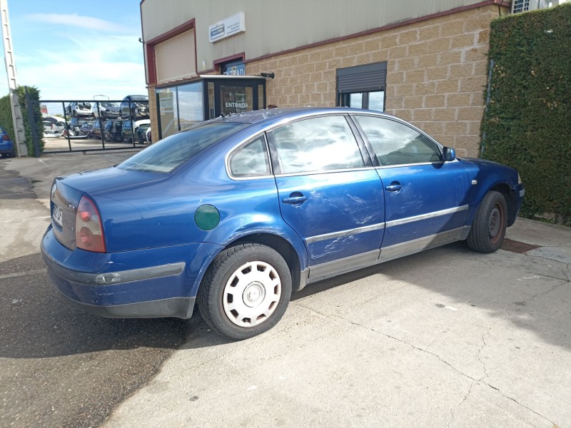 volkswagen passat b5.5 variant (3b6) del año 2003