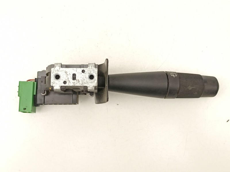 Recambio de mando luces y limpias para peugeot 205 1.8 d -a9a referencia OEM IAM 623919  