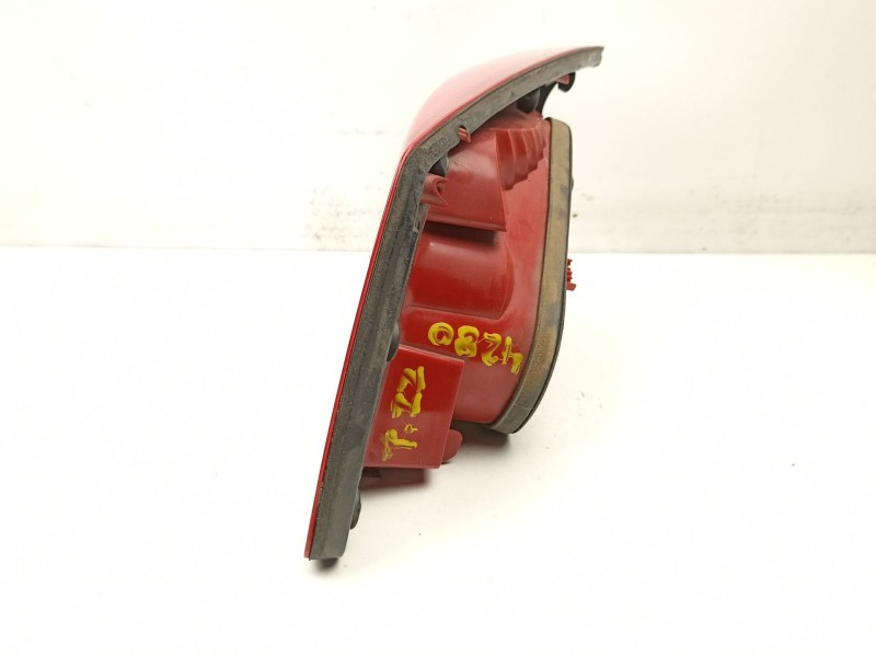 Recambio de piloto porton izquierdo para renault vel satis 2.2 d /g9t d7 referencia OEM IAM 8200014362  
