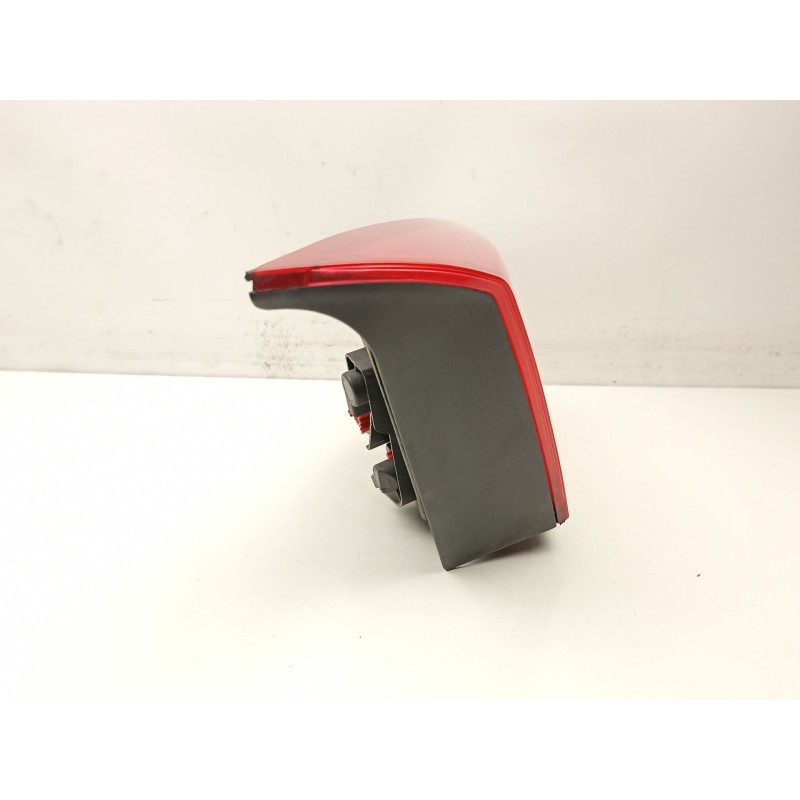 Recambio de piloto porton izquierdo para renault vel satis 2.2 d /g9t d7 referencia OEM IAM 8200014362  