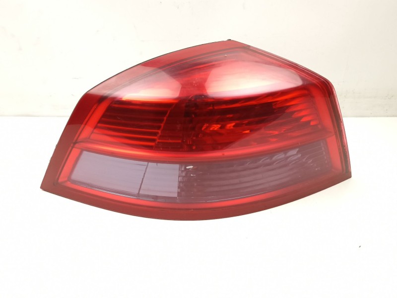 Recambio de piloto trasero izquierdo para renault vel satis 2.2 d /g9t d7 referencia OEM IAM 8200014359  