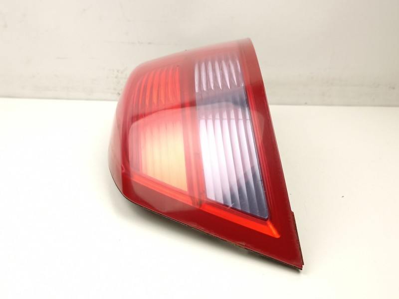 Recambio de piloto trasero izquierdo para renault vel satis 2.2 d /g9t d7 referencia OEM IAM 8200014359  