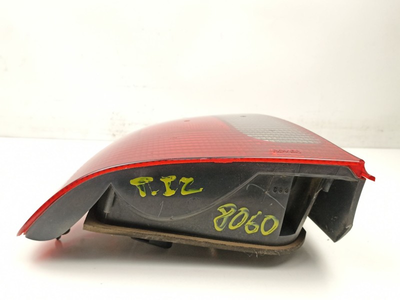 Recambio de piloto trasero izquierdo para rover 400 ii (rt) 414 si referencia OEM IAM XFB101010  