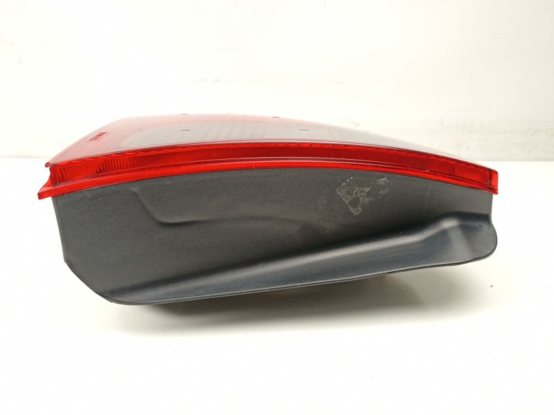 Recambio de piloto trasero izquierdo para rover 400 ii (rt) 414 si referencia OEM IAM XFB101010  