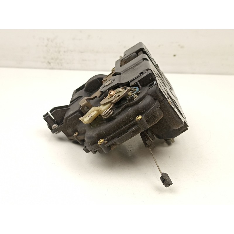 Recambio de cerradura puerta delantera izquierda para volkswagen new beetle (9c1, 1c1) 1.9 tdi referencia OEM IAM 3B1837015A  