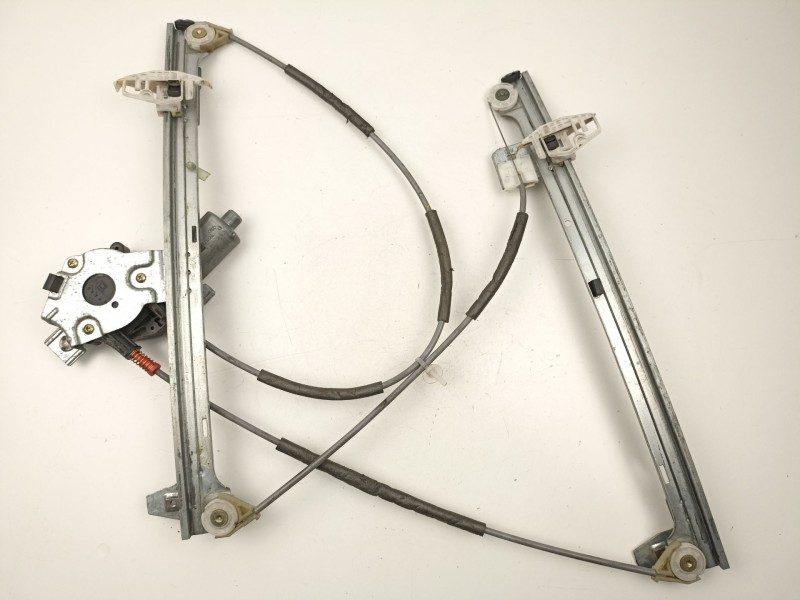 Recambio de elevalunas delantero derecho para citroën xsara 1.6 g referencia OEM IAM 9222G5  