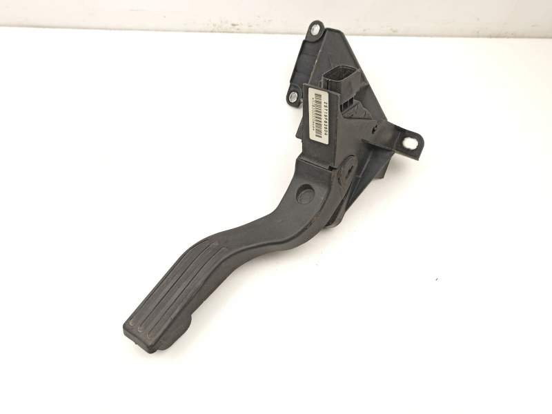Recambio de potenciometro aceleracion para ford mondeo 2.0 tdci referencia OEM IAM 2S719F836DA  