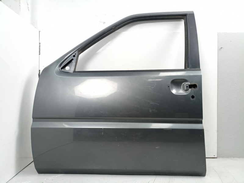 Recambio de puerta delantera izquierda para nissan terrano/terrano.ii (r20) aventura referencia OEM IAM 801017F031  